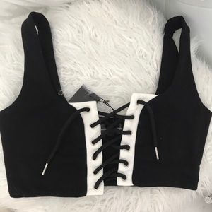 Nwt, Black lace up crop top